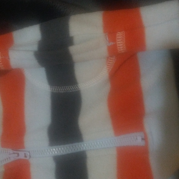 Carter's 24 Month one piece pajamas - Picture 11 of 11